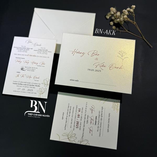 Các kỹ thuật in và gia công thiệp sinh nhật lãng mạn như ép kim, dập nổi, cắt laser